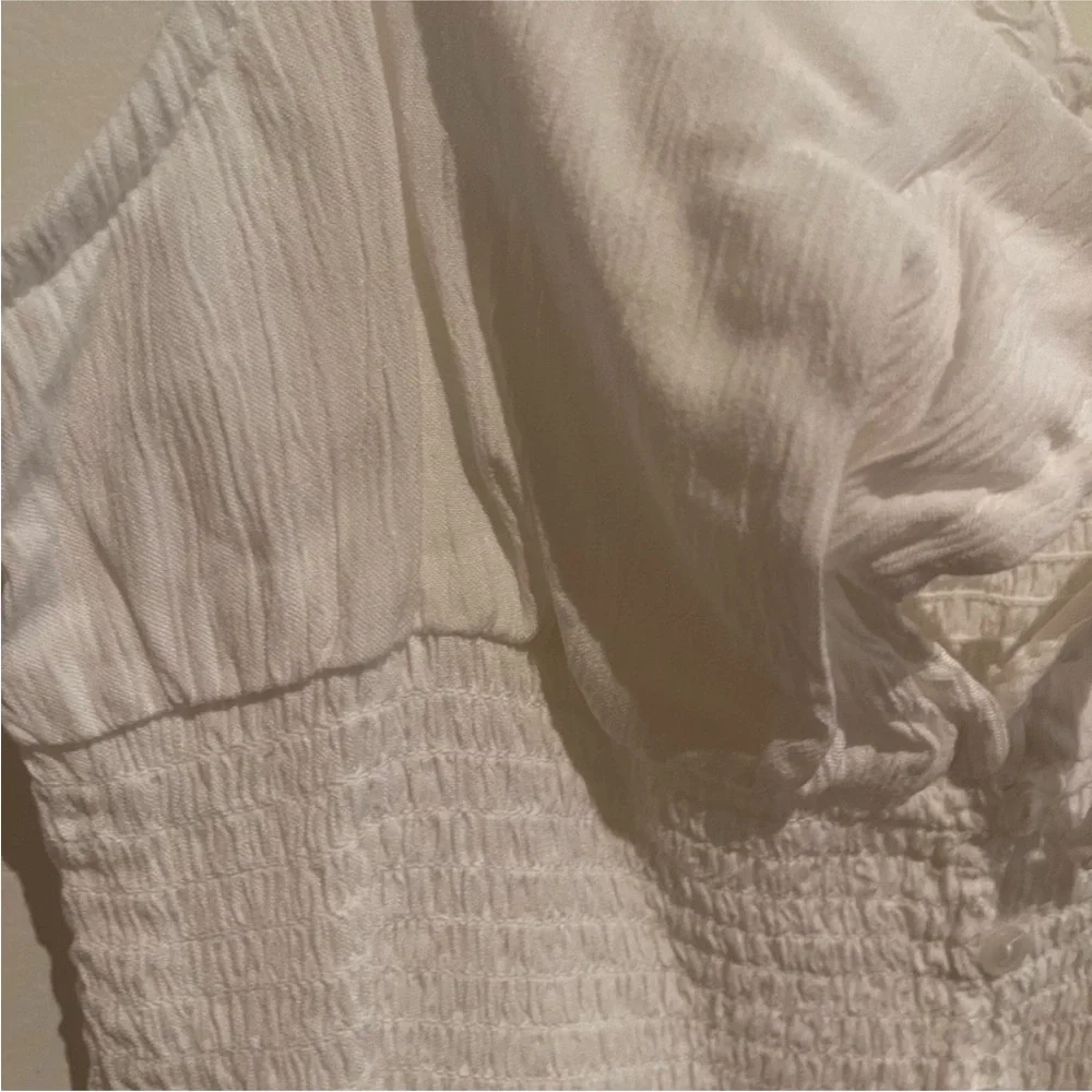 Guess White Lace Detail Top - Picture 3 of 6